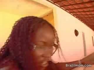 Бразилски мама смуча и майната